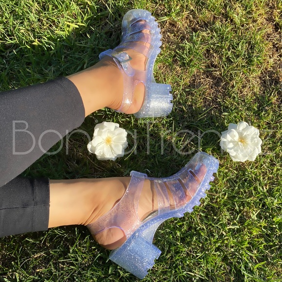 RETRO Clear Glitter Gladiator Caged Jelly Sandals - Picture 4 of 8